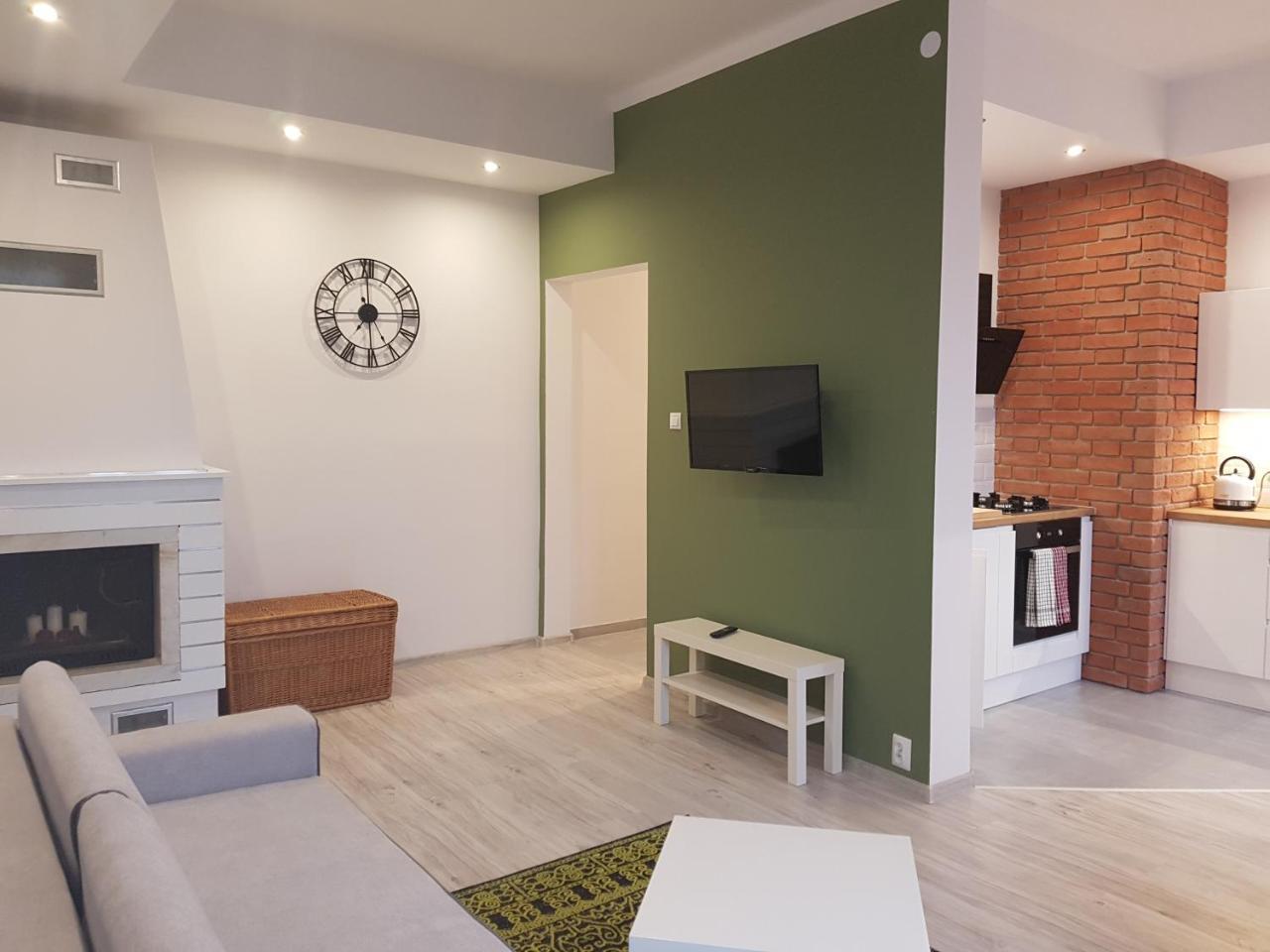 צ'סטוצ'ובה Pod Jasna Gora Apartament 23 מראה חיצוני תמונה